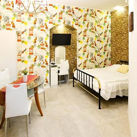 Apartments Leopolli Near Opera House ลวีฟ ภายนอก รูปภาพ