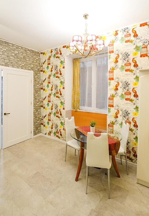 Apartments Leopolli Near Opera House ลวีฟ ภายนอก รูปภาพ